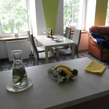 アパート Apartament Przy Parku